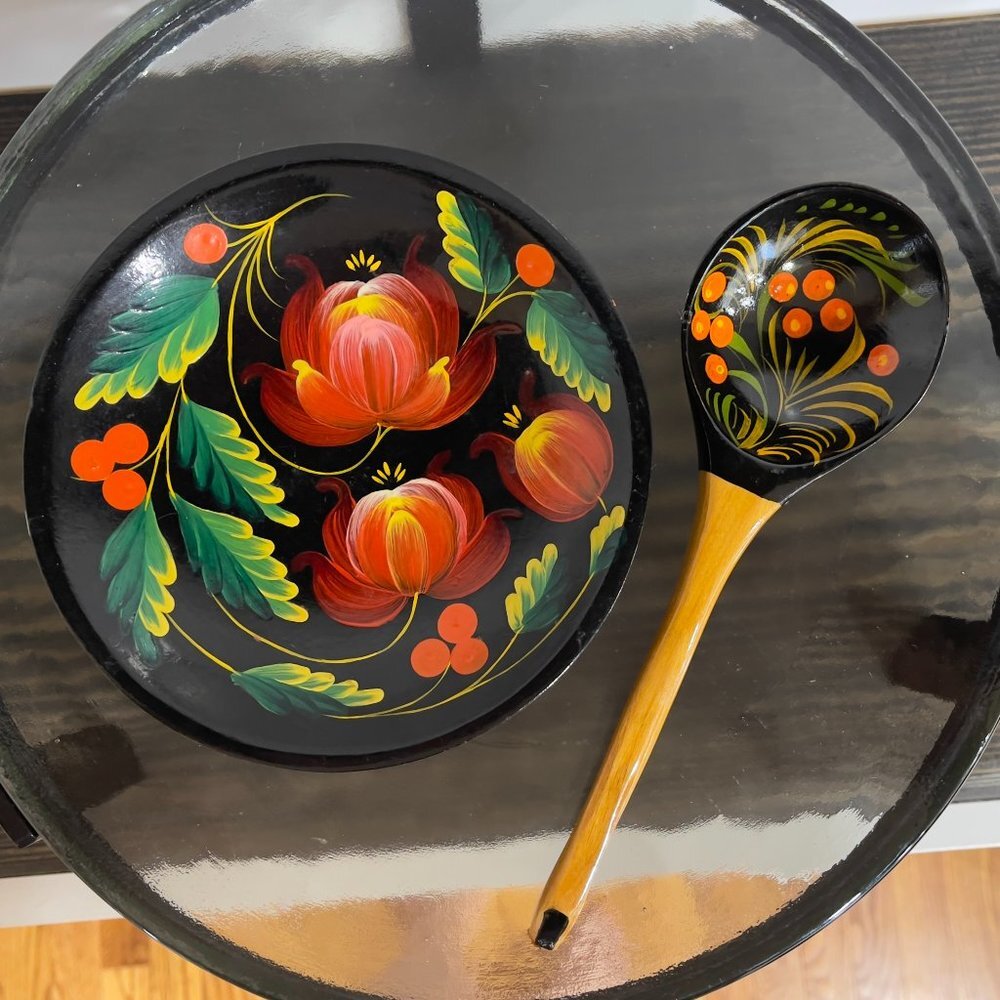 Russian Khokhloma Hand painted wooden plate and ladle